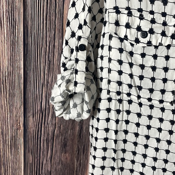 Alythea 3/4 Blouse - Picture 4 of 8